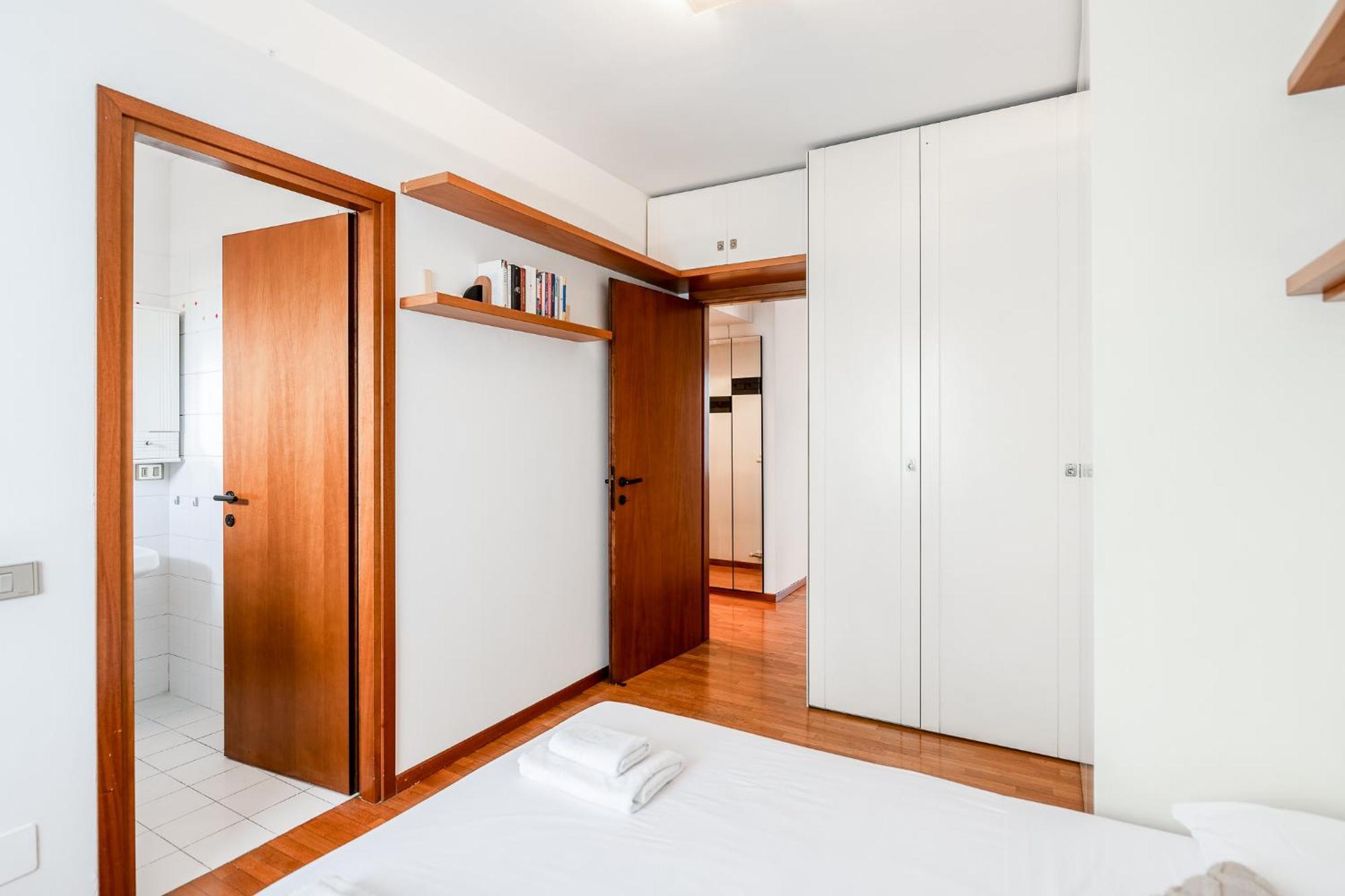 Quiet With Terrace - 20 Min From Duomo Appartement